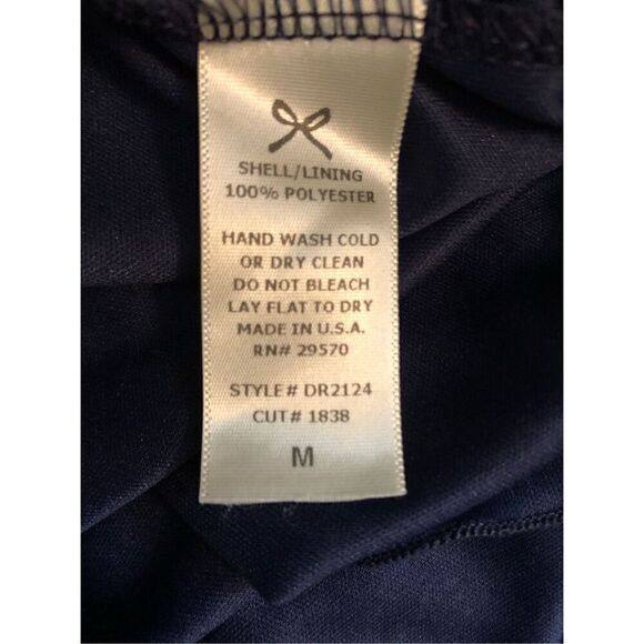 Everly hummingbird print sheath dress with back cut out and two white button clo - Picture 11 of 13